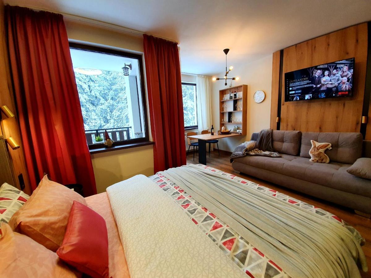 Pinewood Ang Luxurious Apartment A32 بوروفتس المظهر الخارجي الصورة