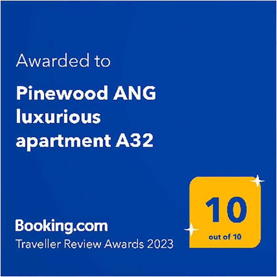Pinewood Ang Luxurious Apartment A32 بوروفتس المظهر الخارجي الصورة