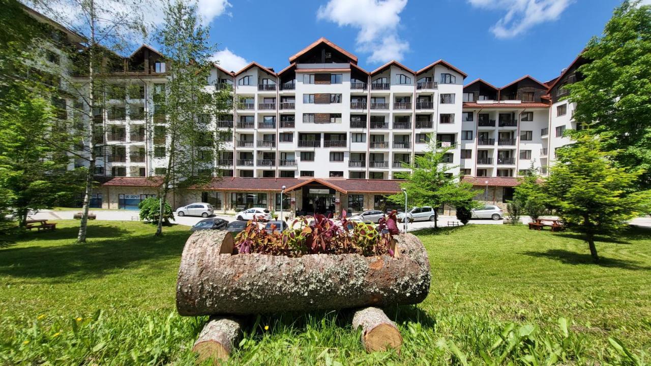 Pinewood Ang Luxurious Apartment A32 بوروفتس المظهر الخارجي الصورة